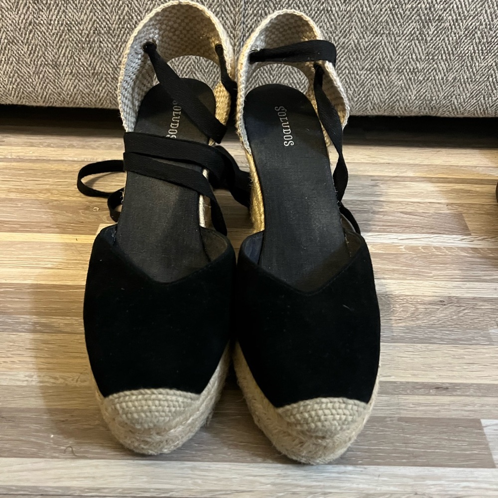 Soludos Black and Tan Espadrille Flats